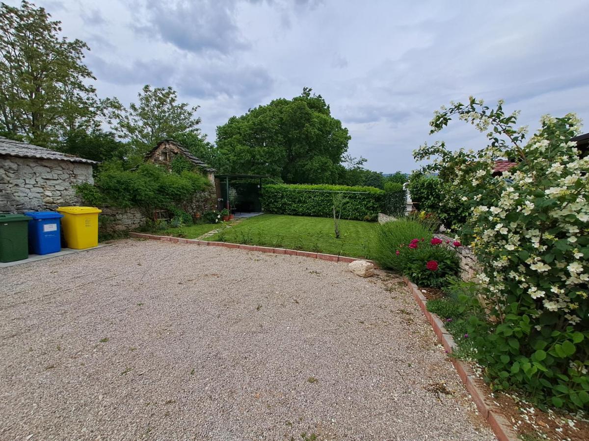 Guesthouse Marija Potpićan Exteriér fotografie